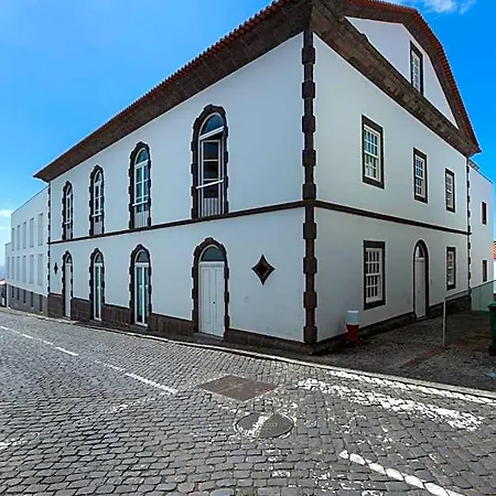 Vandrarhem Azores Youth - Santa Maria Vila do Porto