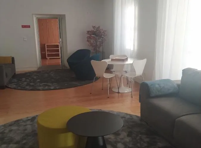 Hostel Azores Youth - Santa Maria Vila do Porto